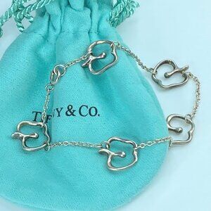 JR8466 Tiffany & Co. Sterling Elsa Peretti Silver 5 Apple Charm bracelet 6.25"